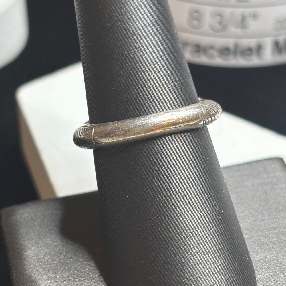 Judith Ripka CZ ring - Picture 3 of 5
